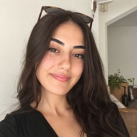 Zeynep A. fotoğrafı